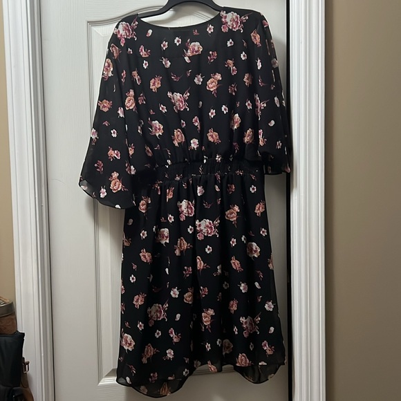 City Chic dress - Picture 3 of 3